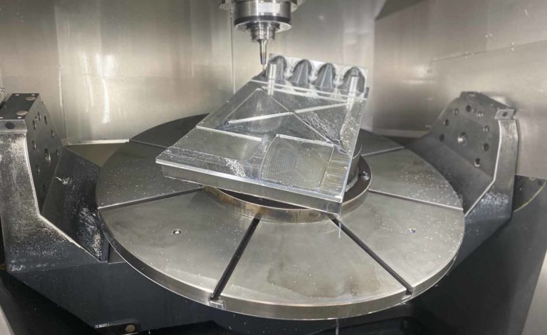 sab-galerie-_0013_01bb11da236aed95e1af6c7cb3ea3d226e76639f21_00001